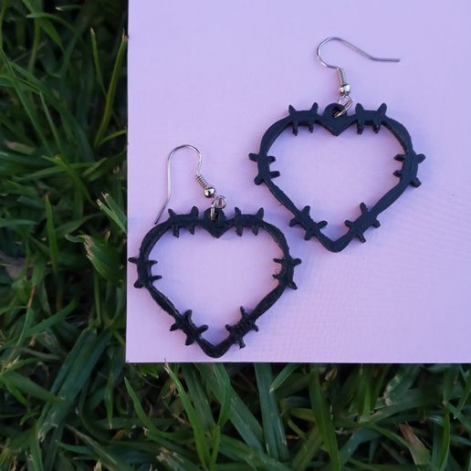 Heart earrings with spikes 3D model