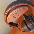 004.jpg Headphone stand