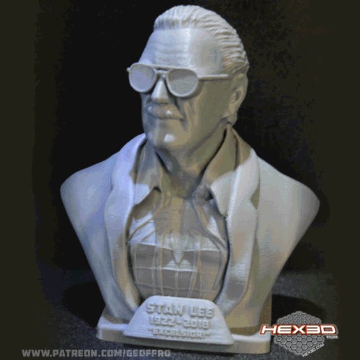 printed.png Archivo STL gratis Monumento a Stan Lee・Plan de impresión en 3D para descargar, Geoffro