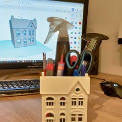 WhatsApp-Image-2022-11-28-at-22.40.59.jpeg STL file Desk utility box - house・3D printing idea to download