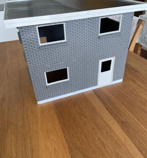 Two-storey house scale 1/14