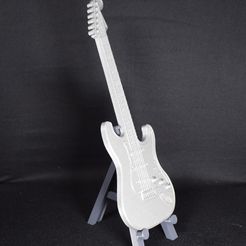 DSC_0552.jpg Miniature guitar and its stand