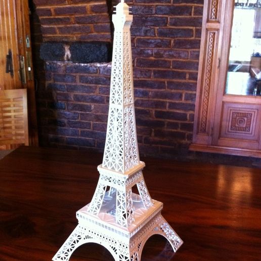 2015-08-17_10.20.05_display_large.jpg Eiffel Tower HD