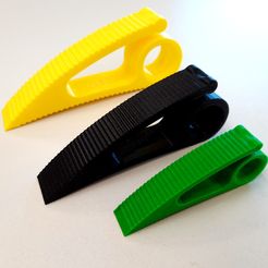 20210524_161600.jpg Free STL file Flexible wedge locking the door・3D printer model to download