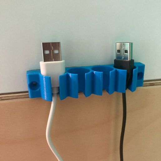 Cable holders for 1-2-4 pieces