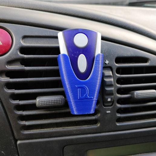 IMG_20201003_180621.jpg NOVOFERM & V2 PHOX4 REMOTE CONTROL SUPPORT