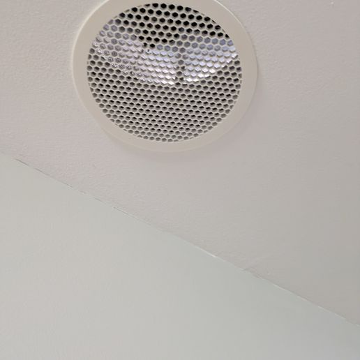 PXL_20250203_213328055.MP.jpg Ventilação de teto em favo de mel de 7"