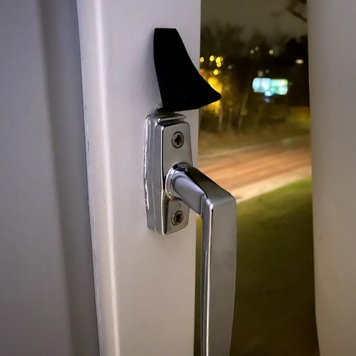 Rollerblind childlock adapter 3D model