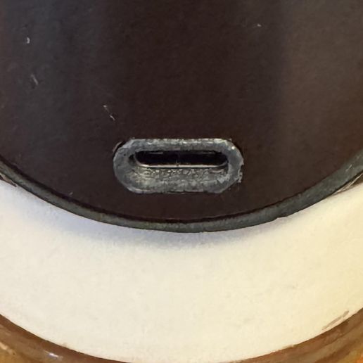 Puffco Peak Pro USB trim piece