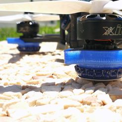 modelo2.jpg Sliding landing gear for freestyle fpv drone nazgul5 3D print model