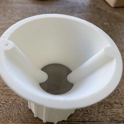 F06B08AE-1A2B-452E-93DC-0157FDA5C867.jpeg Fichier STL gratuit entonnoir resine pour bouteille elegoo・Design pour imprimante 3D à télécharger
