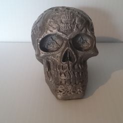Celtic_Skull.jpg Crâne celtique