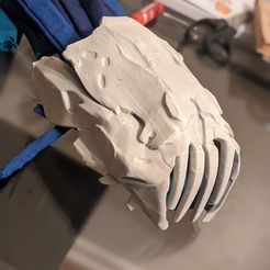 Aloy Banuk Sickness Eater helmet mask