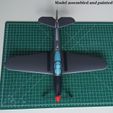 16.jpg Static model kit of a WWII warbird