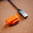 USB-A-alone-persp.jpg USB A, Kabelhalter, Kabelclip, Kabelmanagement, Aufbewahrung