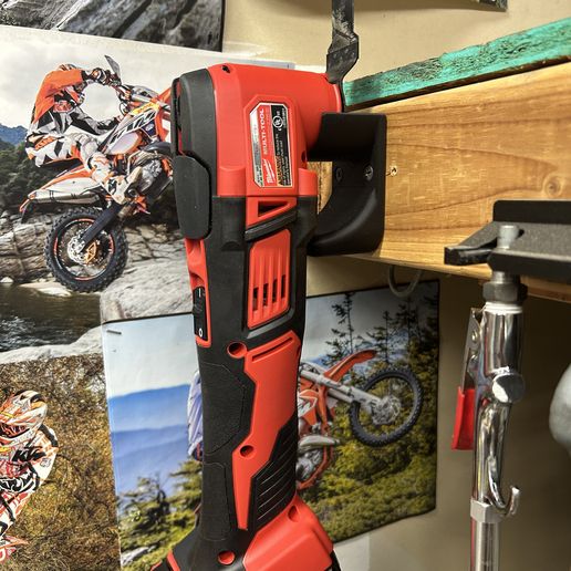 Milwaukee Oscillating Tool Mount - 3D model önizlemesi