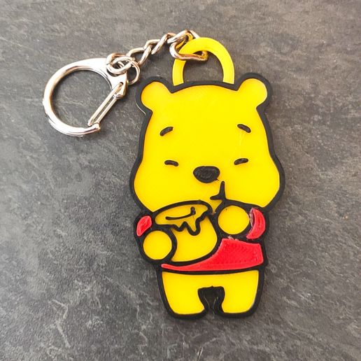 IMG_20230410_125806.jpg winnie the pooh keychain
