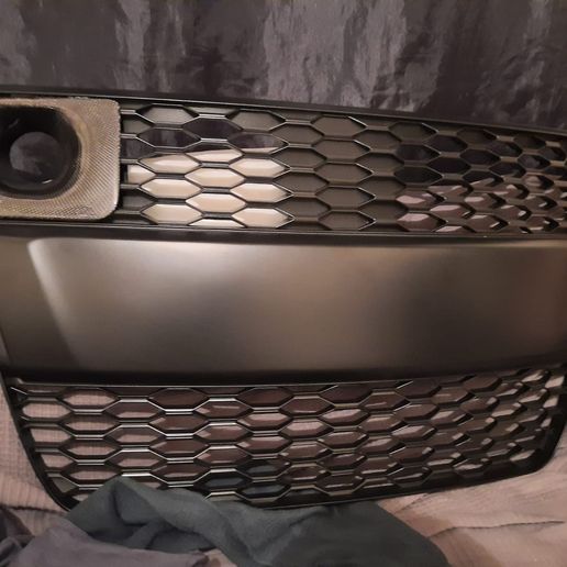 WhatsApp-Image-2020-11-14-at-2.56.33-PM.jpeg Suzuki Swift 1.6 Sport 2011-2017 Intake Grill