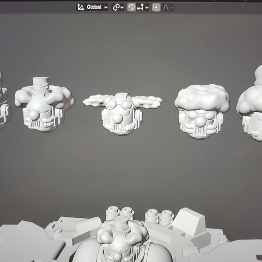 20251209_220252.jpg Clown Raiders con accesorios