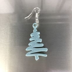 IMG_2334.jpg Free STL file Christmas tree earrings・3D printer design to download