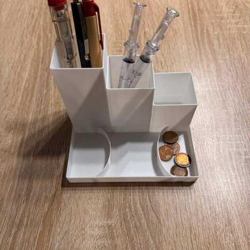 Pen holder