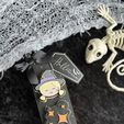 550828534_1902742720307261_7494145892216156642_n.jpg Witch Cutter and Stamp - 3D Printable STL