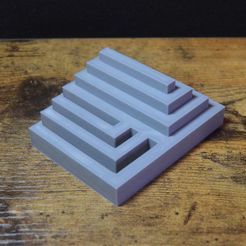 Main.jpg Archivo 3D gratis Ilusión óptica de la pirámide imposible・Diseño imprimible en 3D para descargar
