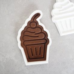 cupcake-scaled.jpg STL file Cupcake cookie cutter・Design to download and 3D print