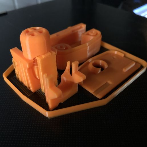 IMG-4148-min.jpg Mercedes Benz HEADREST MEC 1409700126 Alternative