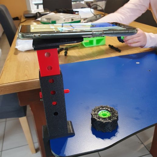 20221203_103420.jpg Tornillo de escáner