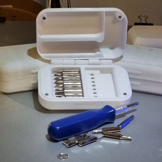 Screwdriver-box-with-bits-and-magnets-5.jpg Easy print in place Screwdriver Box