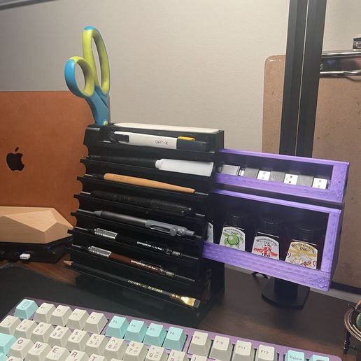 Angled Vertical Pen Display/Organizer with Drawers