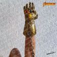 picture2_large.jpg Thanos Gauntlet Keychains pack x3