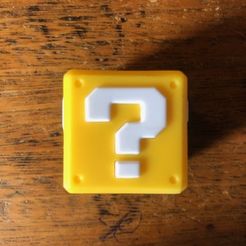 IMG_0433.jpg STL file Mario Bross Cube or Block Original Replica・Design to download and 3D print
