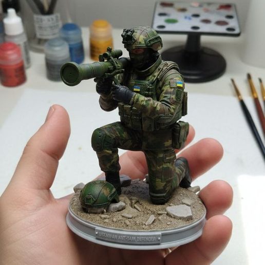 🇺🇦 Hero of Ukraine: Soldier with RPG/ATGM・ 3MF File for 3D printing・Cults