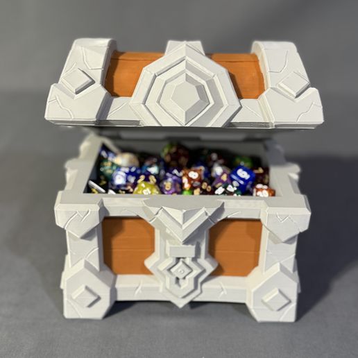 IMG_6273.jpeg 定制 DND 矮人胸膛骰子架 STL（3D 打印文件）