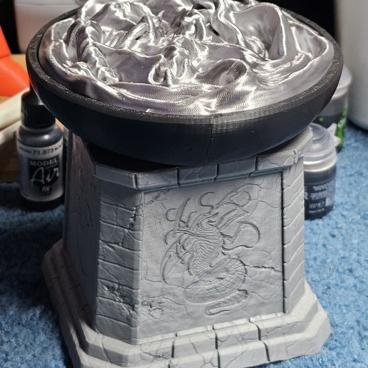 MTG Sliver DECK BOX COMPATIBLE WITH COMMANDER DECKS: Sliver Thrumming  hivepool #0933D Print with the Elegoo Centauri Carbon 3D printerCults