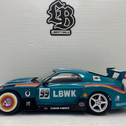 🚗 Mazda RX7 LBWK 1/24・ STL File for 3D printing・Cults