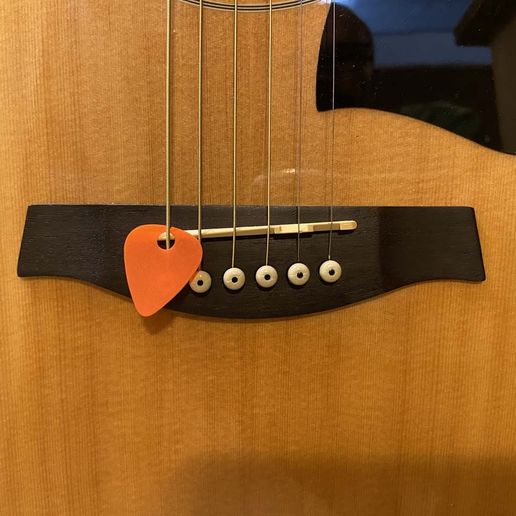 Pick-3.jpg Guitar picks