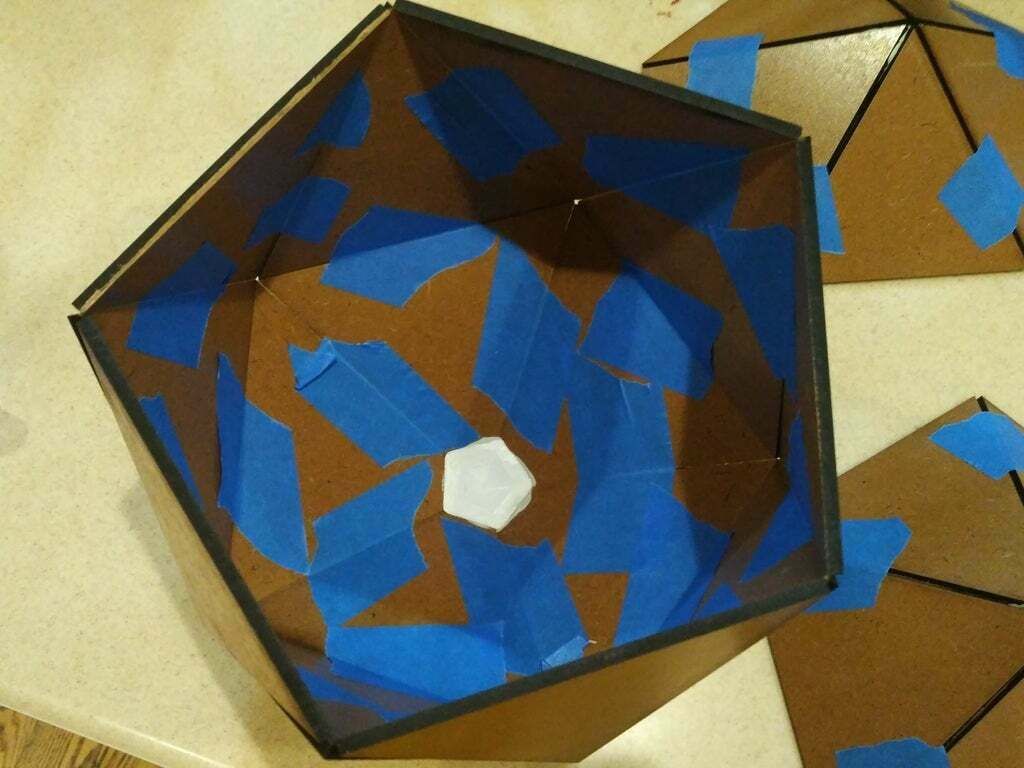 WP_20190210_20_43_21_Pro.jpg Descargue el archivo STL gratuito Icosaedro de 12" (ajustable) (Dado de 20 caras) / Caja D20 • Objeto para impresión 3D, Kresty