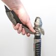 Holding_Cane.jpg Maul's Lightsaber