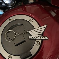 IMG_3588.jpeg Fichier STL Porte-Clés réplique de la collection officielle motoGP・Modèle imprimable en 3D à télécharger