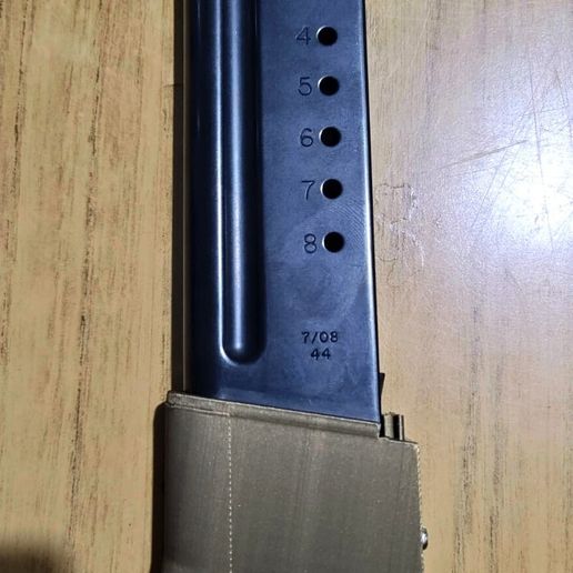 Extensor de Cargador +2 para Magnum | Exclusivo Base Pad STL