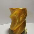 8P-K61HOlO4.jpg A vase for pens 3D print model