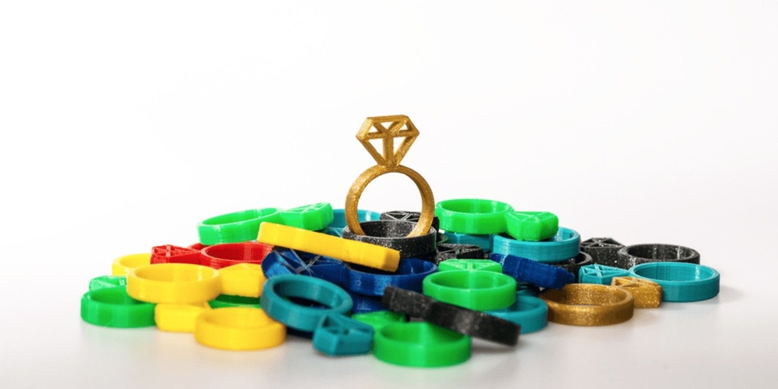 Hier ist eine Auswahl der besten Ringe 3D-Modelle, die Sie mit einem 3D-Drucker herstellen kĂśnnen