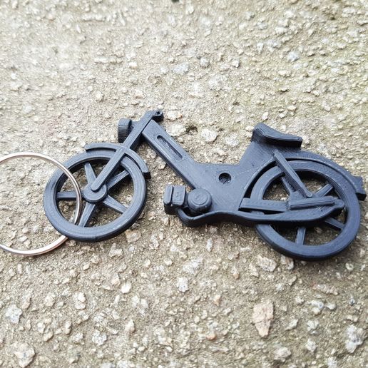 Puch moped 3D miniature motorcycle keychain - 3D model önizlemesi