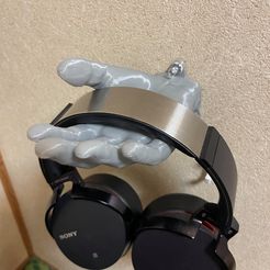 Headphone-holder.jpg Fichier STL Support mural pour casque d'écoute en forme de main・Plan pour impression 3D à télécharger