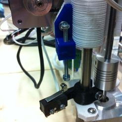 photo_1.JPG Бесплатный STL файл Adjustable z-endstop for Prusa Mendel i3 (Vanilla)・Шаблон для 3D-печати для загрузки