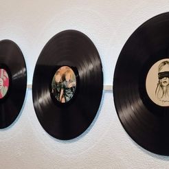 Screwless wall holder for vinyl records by Hallstein, Download free STL  model