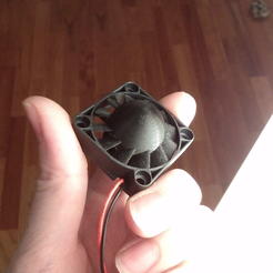 Capture d’écran 2016-10-17 à 10.22.36.png STL-Datei Fan for repairing a 40x10mm computer fan. kostenlos・Vorlage für 3D-Drucker zum herunterladen